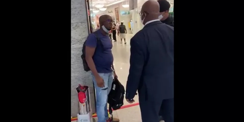 Acusado de furtar mochila na Zara pede indeniza��o de R$ 1 milh�o para desestimular o racismo