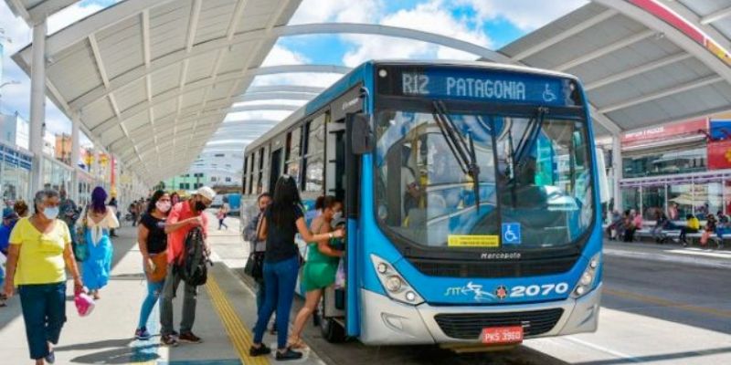 CONQUISTA: Mudan�as em hor�rios de �nibus