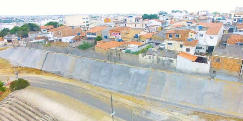 CONQUISTA: Obra de conten��o de encosta no bairro Guarani � finalizada