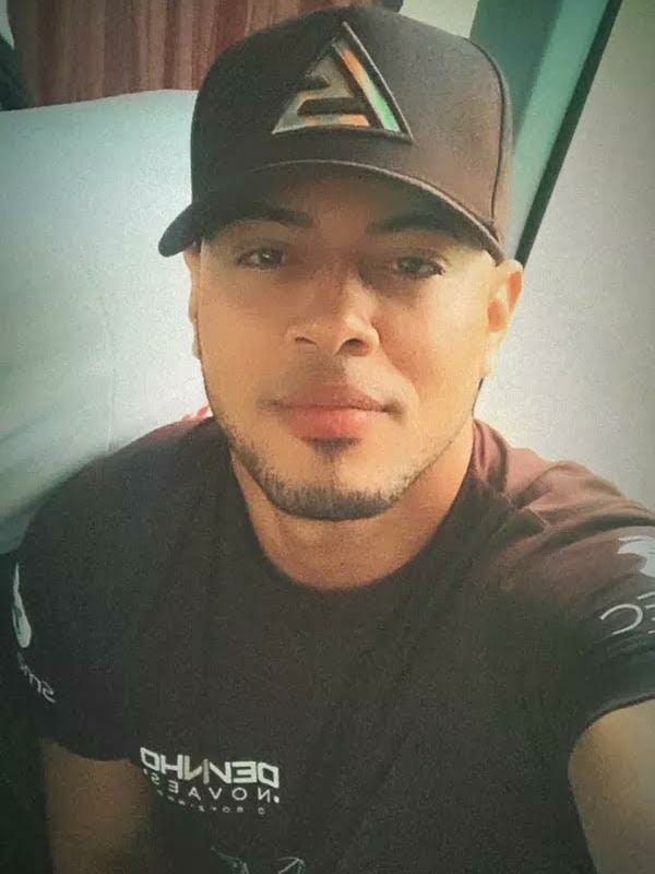 Luto: Morre o m�sico Cl�udio Douglas